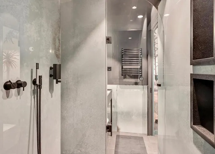 Splendide De 50m2 -montmartre *